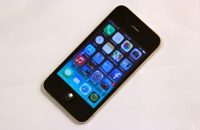 iOS 7 va loi chao tam biet cho iPhone 4 hinh anh