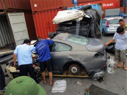 Cua doi o to nhap lau, ve Viet Nam han lai hinh anh