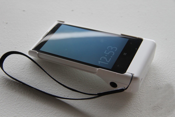 Loat thiet bi di dong dinh dam len ke tai VN trong thang 10 hinh anh