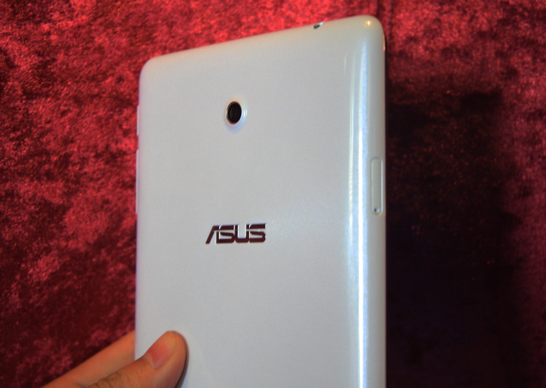 Anh thuc te may tinh bang Asus gia 6,5 trieu co the goi dien hinh anh