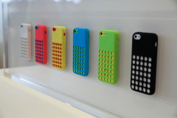 Tim Cook: 'iPhone 5C khong phai iPhone gia re' hinh anh