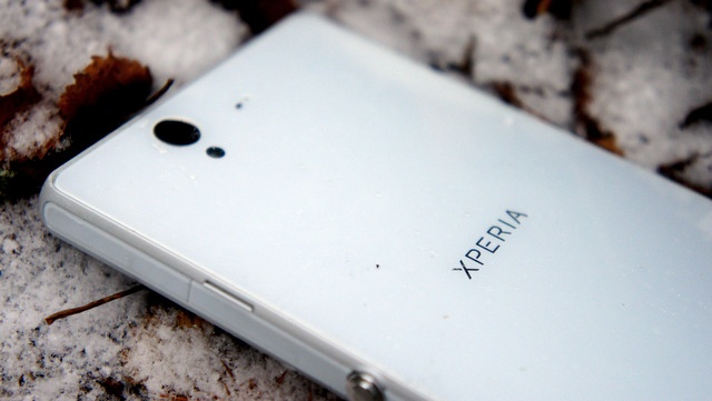 Xperia Z chinh hang giam gia 1 trieu dong hinh anh