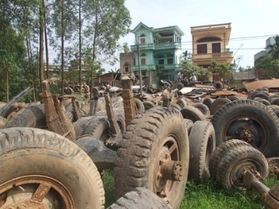 Lang mo xe tai Bac Giang hinh anh