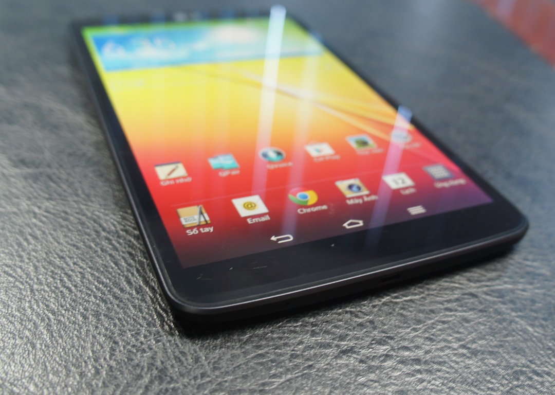 Can canh 'ban phong lon' cua LG G2 sap ban tai Viet Nam hinh anh