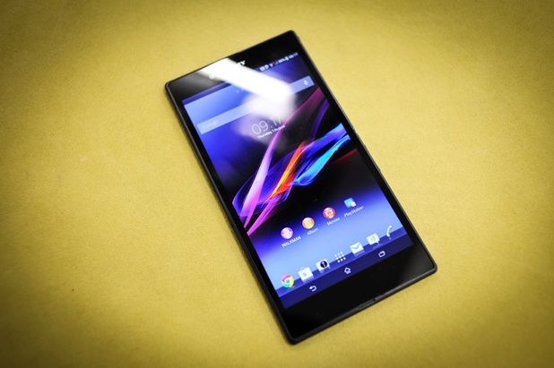 Xperia Z Ultra xach tay giam nhanh xuong muc 11,5 trieu hinh anh