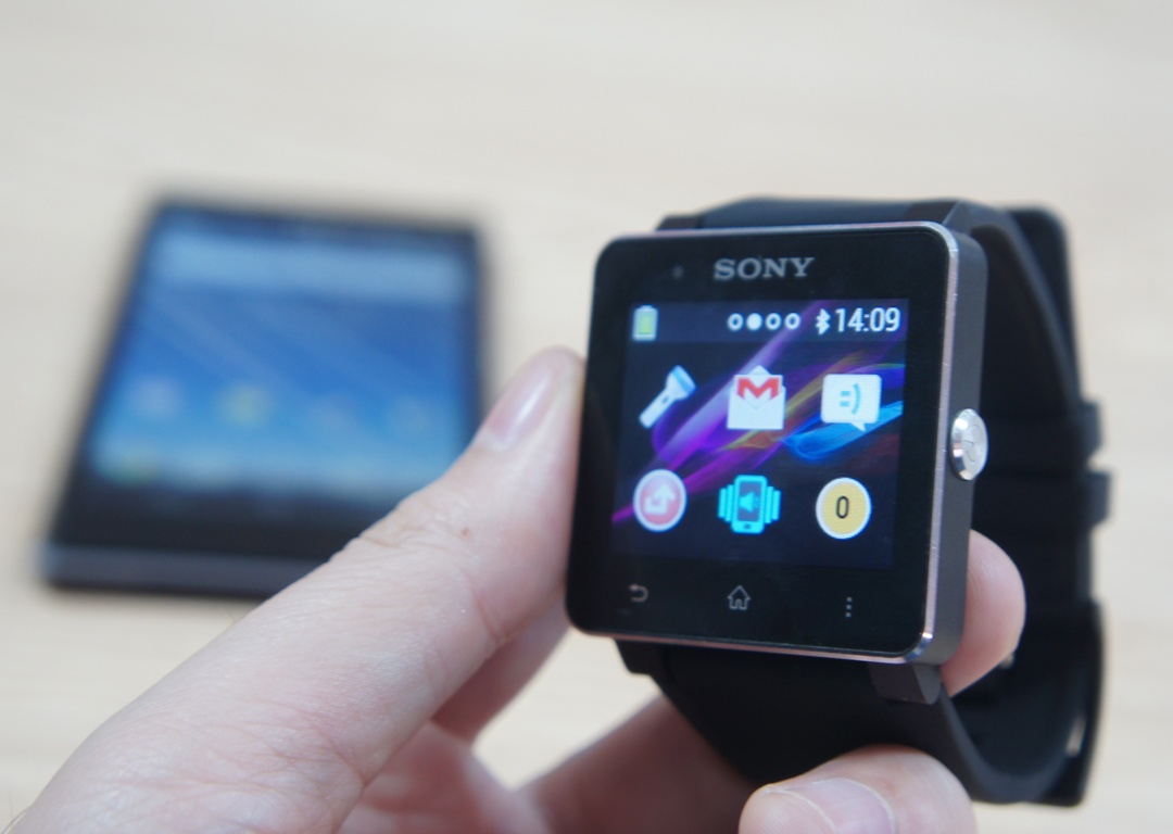 Danh gia Sony Smartwatch 2: ‘Mon do choi’ doc dao hinh anh