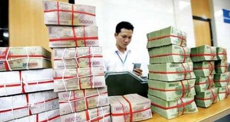 Ngan hang vao vong xoay doi chu moi hinh anh