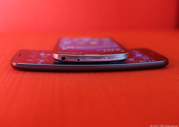 Smartphone tai CES 2014: Man hinh lon, cong va chip 64-bit hinh anh