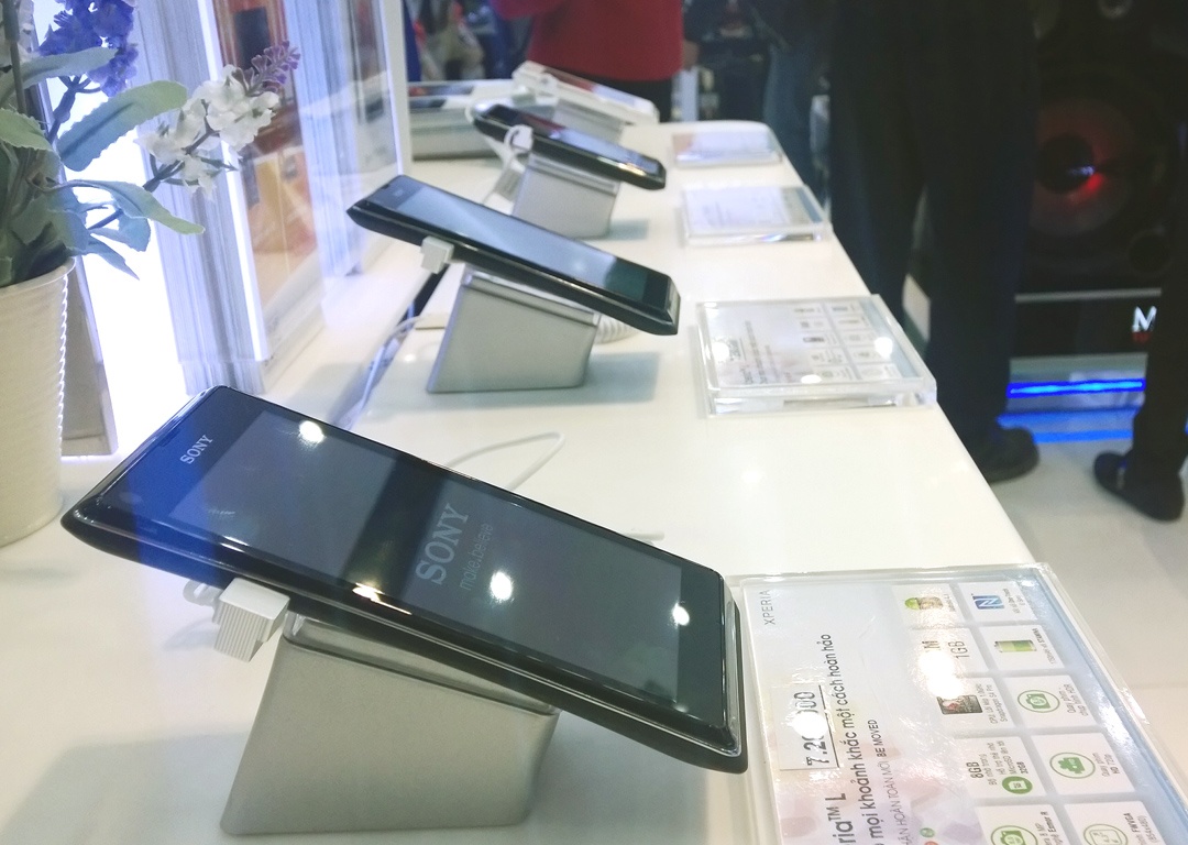 Phablet, dien thoai gia re phu song thi truong Dong Nam A hinh anh