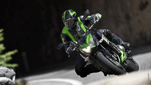 Kawasaki chuan bi trinh lang Z800 moi hinh anh