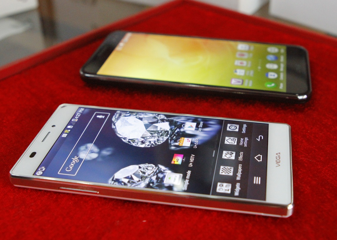 Dien thoai Sky giam gia manh khi sap co hang chinh hang hinh anh