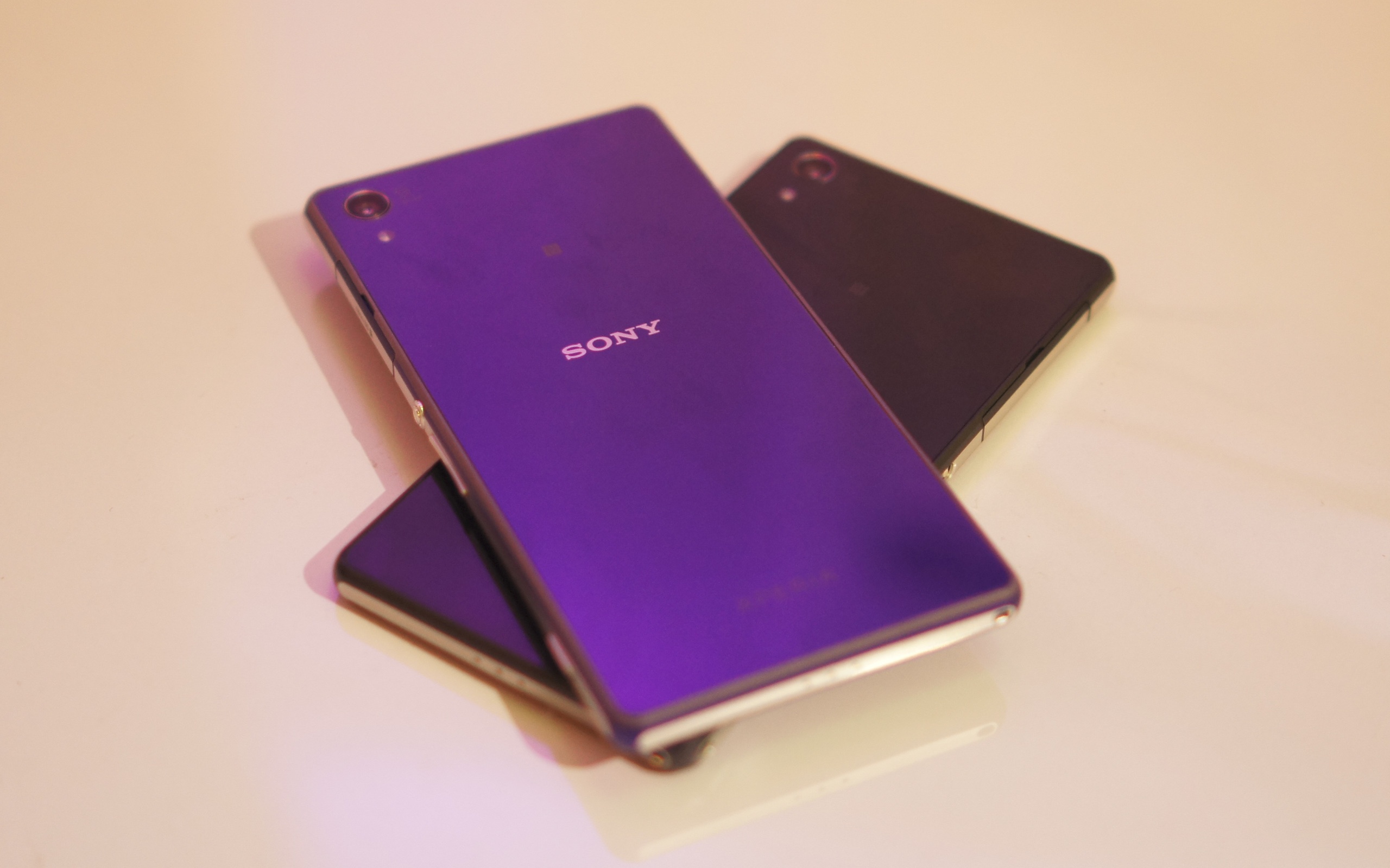 Can canh Xperia Z2 sap ban tai Viet Nam hinh anh