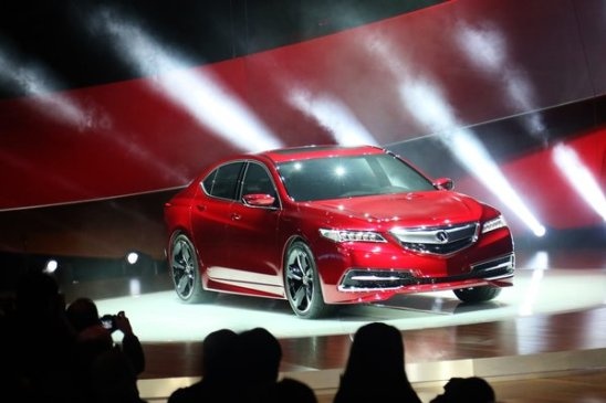 Honda tach rieng Acura nham canh tranh voi Lexus hinh anh