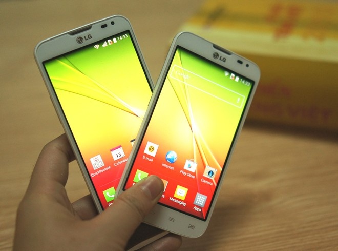 Hai smartphone gia re cua LG len ke o VN tuan nay hinh anh