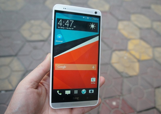 HTC One Max quay lai Viet Nam voi gia con mot nua hinh anh