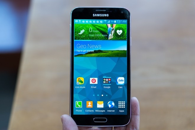 Galaxy S5 chinh hang 16 trieu, Gear 2 Neo va Fit gia 4 trieu hinh anh