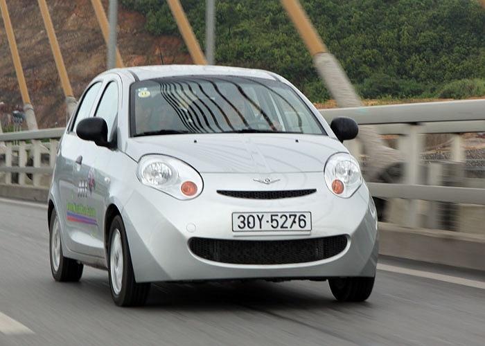 Dòng xe có xuất xứ Trung Quốc này bị chê từ thiết kế tới nguồn gốc nên sau hơn hai năm sống lay lắt với doanh số lẹt đẹt, có vẻ như Chery Riich M1 đã chính thức bị định đoạt số phận.