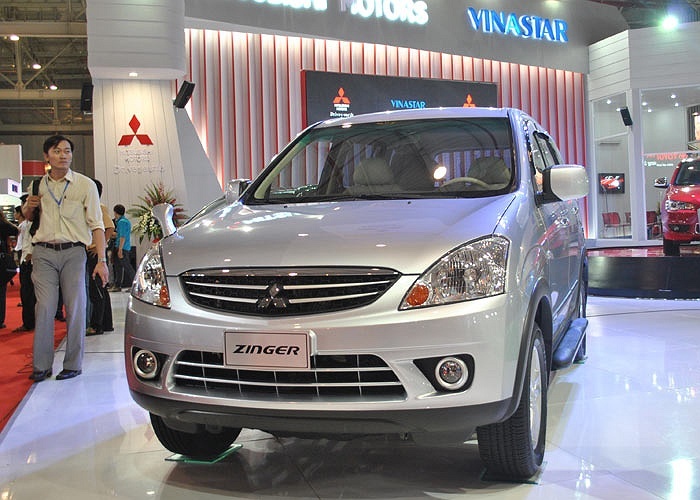 Không thành công trong việc đấu với đối thủ Toyota Innova, nhưng Mitsubishi Zinger cũng ít nhiều để lại dấu ấn riêng. Tuy vậy, doanh số dưới 100 xe/năm cùng việc thiếu phụ tùng lắp ráp đã buộc Zinger phải chính thức rút khỏi thị trường Việt