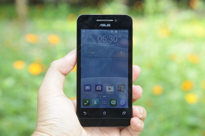 Zenfone 4 ban tai Viet Nam tu ngay mai voi so luong han che hinh anh