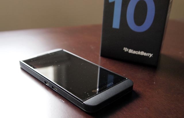 BlackBerry Z10 xach tay thom lay vi hang chinh hang giam gia hinh anh