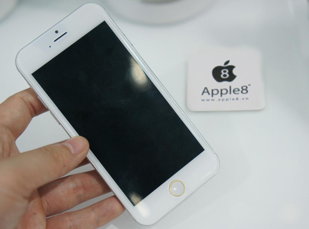 Model này có mặt ở Hà Nội và được cửa hàng Apple8 mang từ Trung Quốc về.