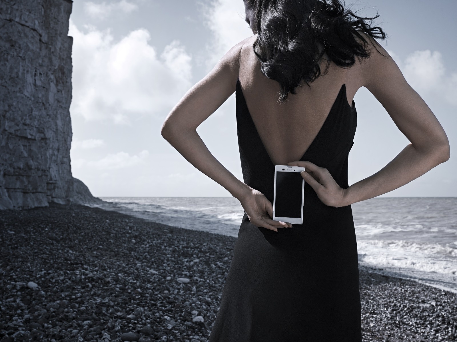 Sony Xperia T3 do dang sieu mong cung mau nu hinh anh