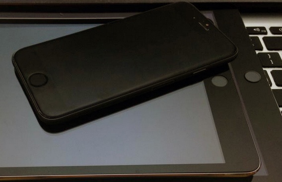 iPhone 6, iPad Air 2, iPad mini 3 khoe cam bien van tay hinh anh