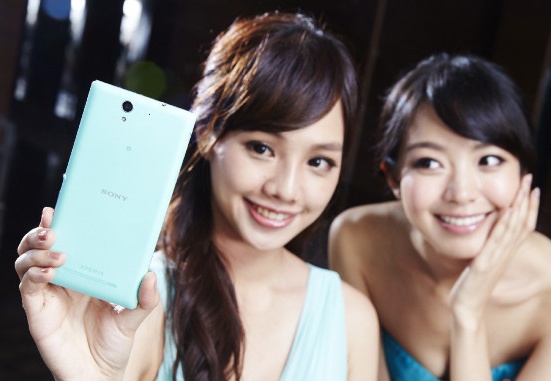 Anh thuc te Sony Xperia C3 chuyen chup tu suong hinh anh