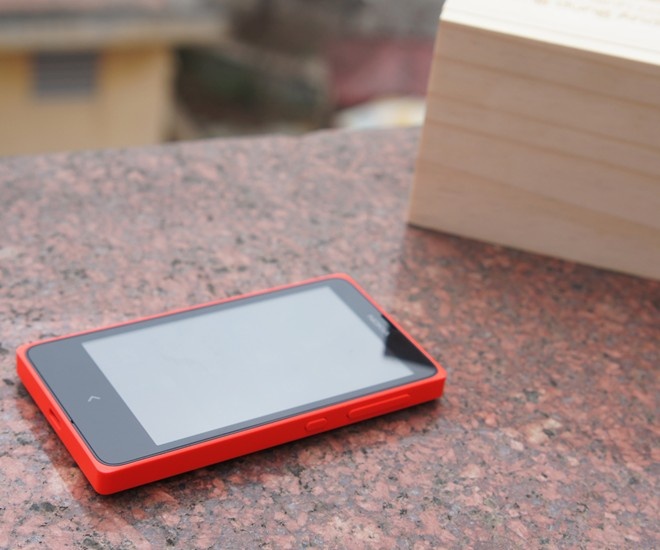 Microsoft khai tu Nokia X, sa thai 12.500 nhan vien Nokia hinh anh