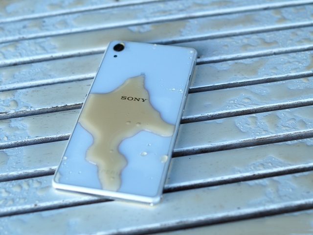 Tra tan Xperia Z2 voi bia, ruou, cafe tai Viet Nam hinh anh