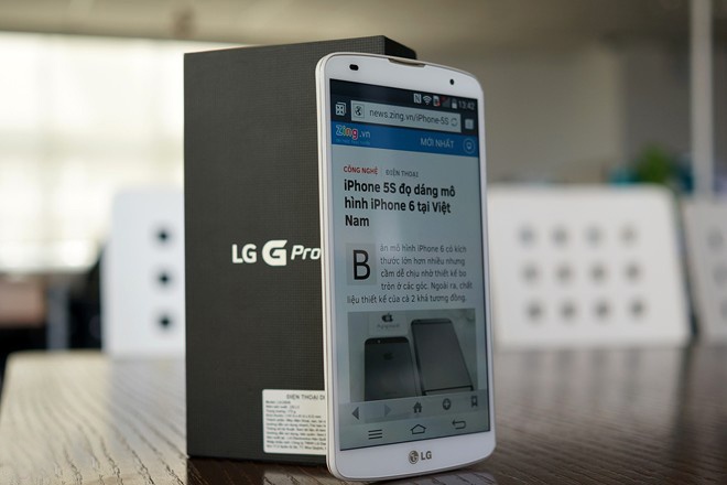 LG G Pro 2 tiep tuc giam gia sau con 10 trieu dong hinh anh