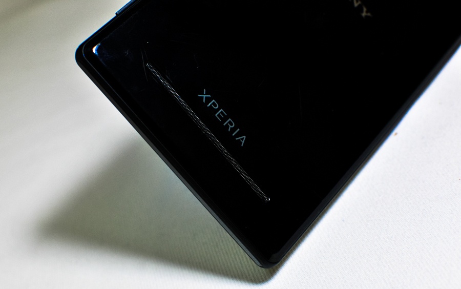 Sony sap ra mat smartphone sieu re man hinh 6,1 inch hinh anh