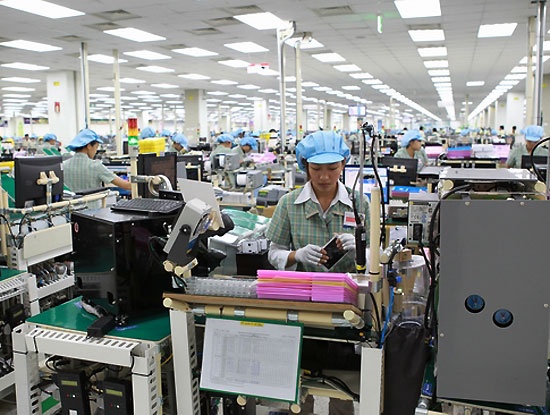 8 thang, xuat khau dien thoai va linh kien dat 15,2 ty USD hinh anh