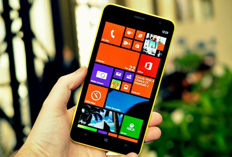Nokia Lumia 1320 lan dau giam gia 1 trieu dong hinh anh