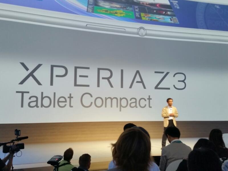 Cùng với đó là máy tính bảng Z3 Compact Tablet màn hình 8 inch. Như vậy, Sony đã ra mắt đồng thời 3 thiết bị di động cao cấp.