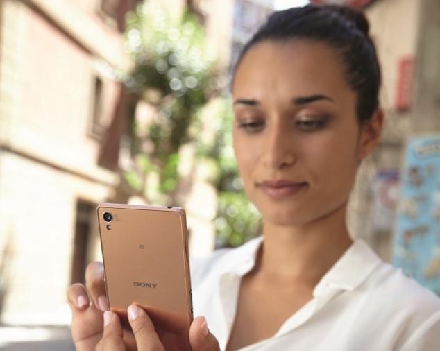 Xuat hien Xperia Z3 phien ban mau vang giong iPhone hinh anh