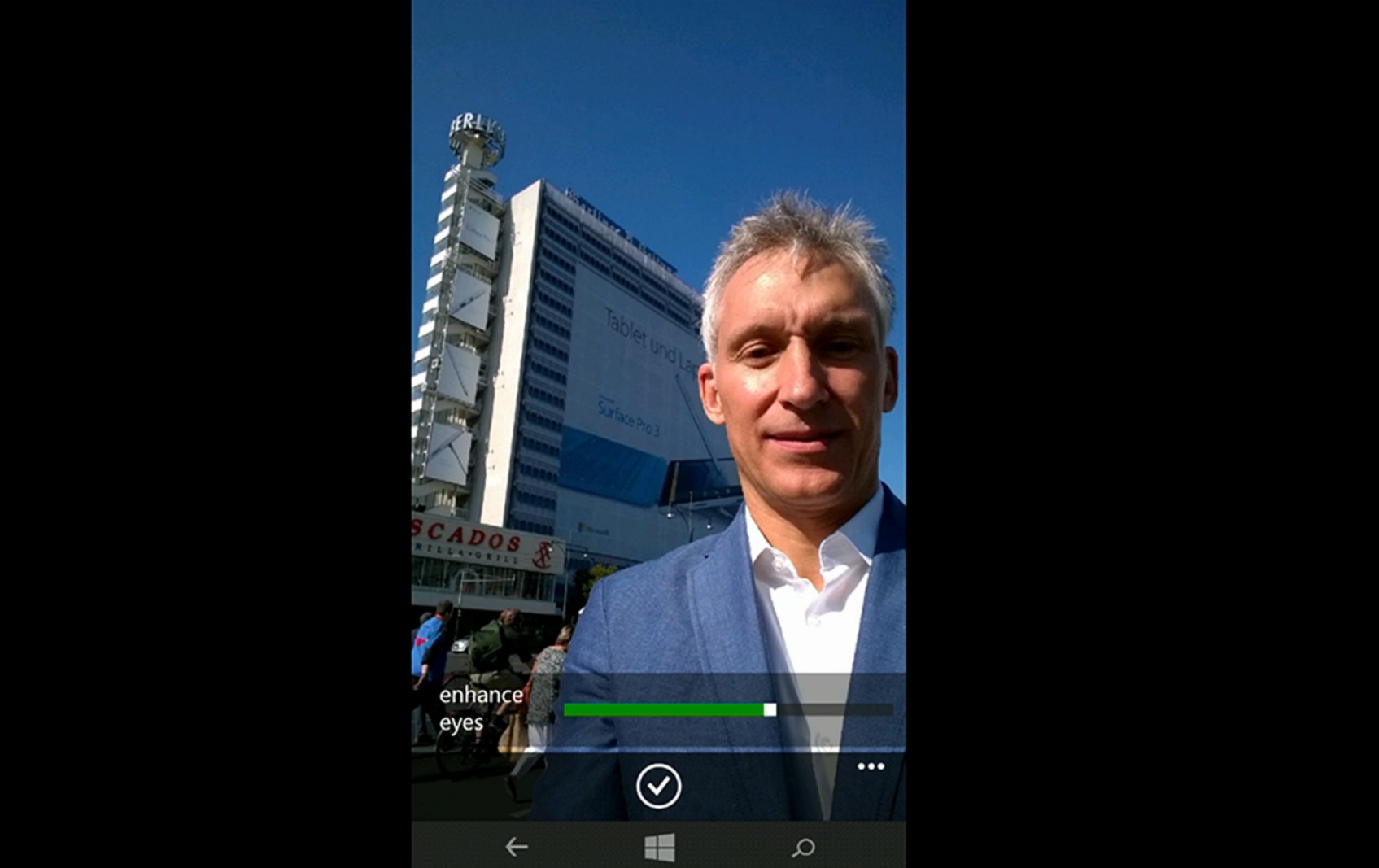 Nhiều tính năng chỉnh sửa với Lumia Selfie App 