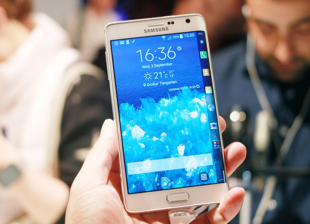 Danh gia nhanh Galaxy Note Edge man hinh cong doc dao hinh anh