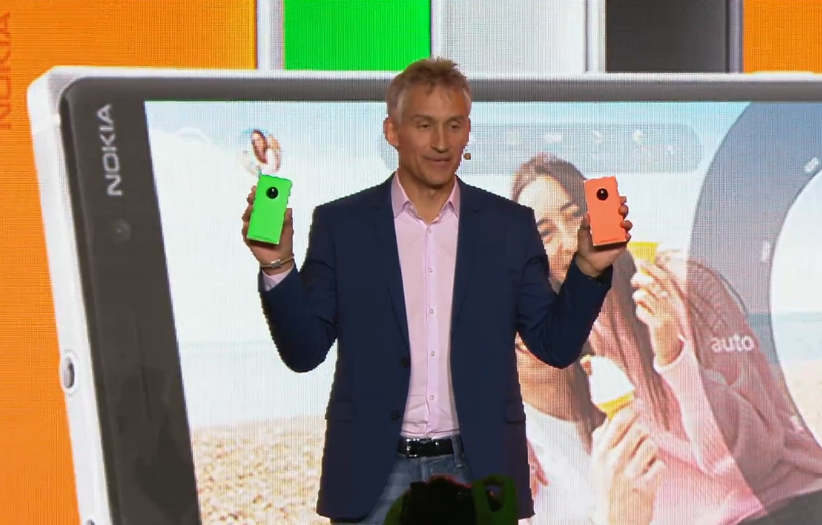 Lumia 830 chính thức ra mắt. Nó được gọi là một sản phẩm cao cấp giá mềm.