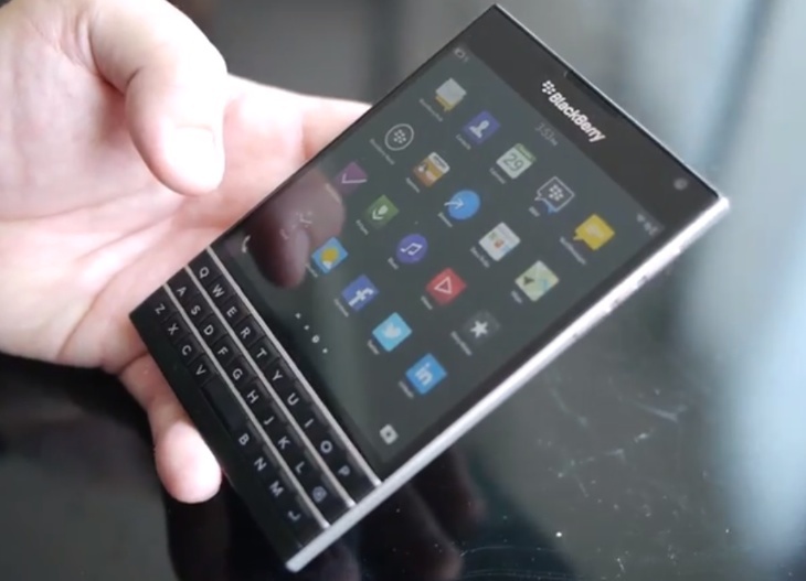 BlackBerry Passport co gia 12,7 trieu o My, 17 trieu tai VN hinh anh