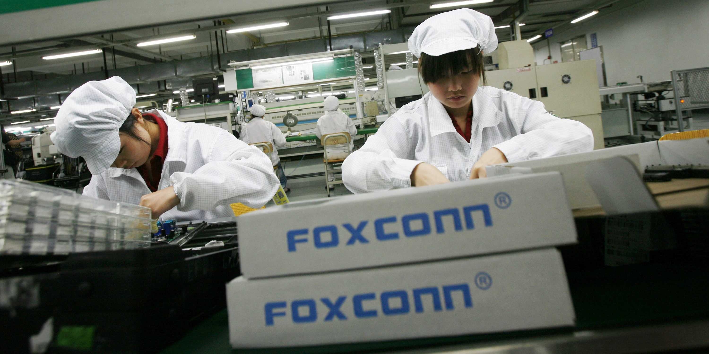 Cong nhan san xuat iPhone 6 kiem duoc 17 USD/ngay hinh anh