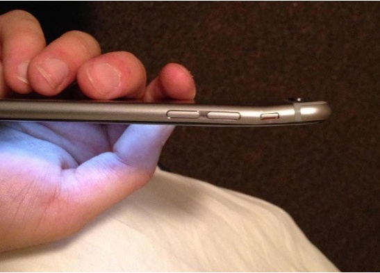 Nhung chiec iPhone cong tai tieng cua Apple hinh anh