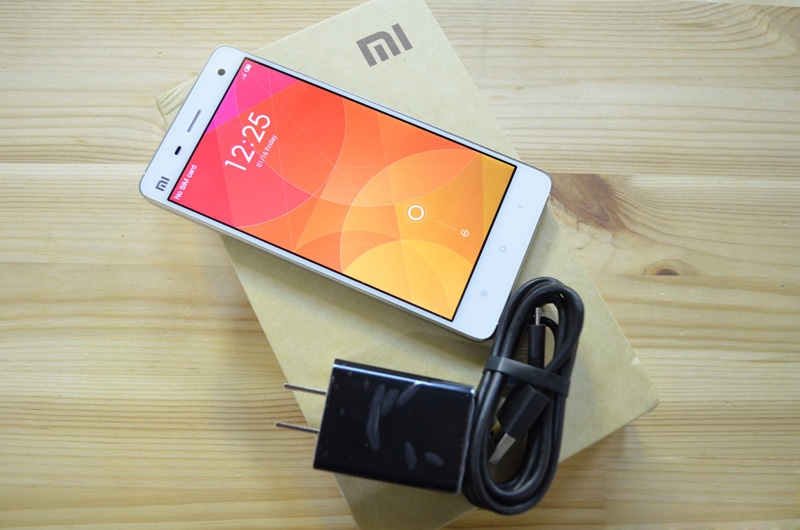 Co 8 trieu, nen mua Xiaomi Mi4 hay dien thoai nao? hinh anh