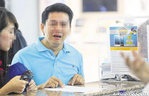 Du khach Viet bi lua duoc moi quay lai Singapore hinh anh