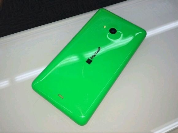 Lumia 535 voi logo Microsoft xuat hien tai Trung Quoc hinh anh