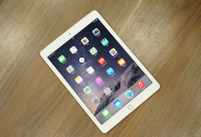 Dai ly chao gia iPad Air 2 chinh hang tu 12,6  trieu dong hinh anh