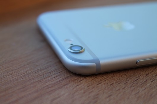 iPhone 6 Plus lai dinh nghi an loi camera sau hinh anh