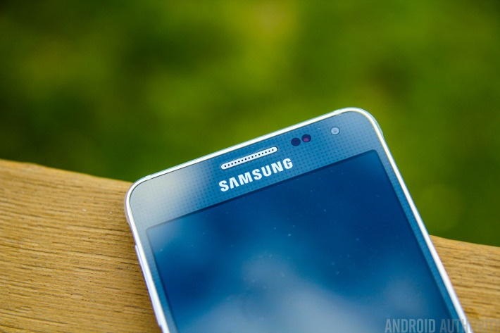 Lo dien smatphone tam thap chip 64-bit Samsung hinh anh