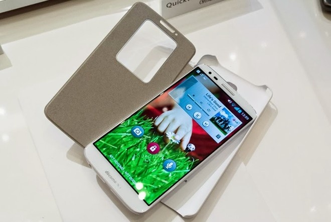 Smartphone khoa mang Nhat gia re khan hang tai VN hinh anh