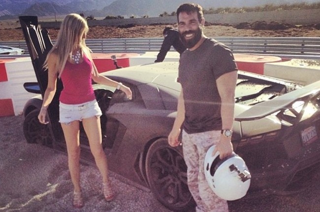 ‘Vua Instagram’ bi bat vi nghi san xuat chat no hinh anh